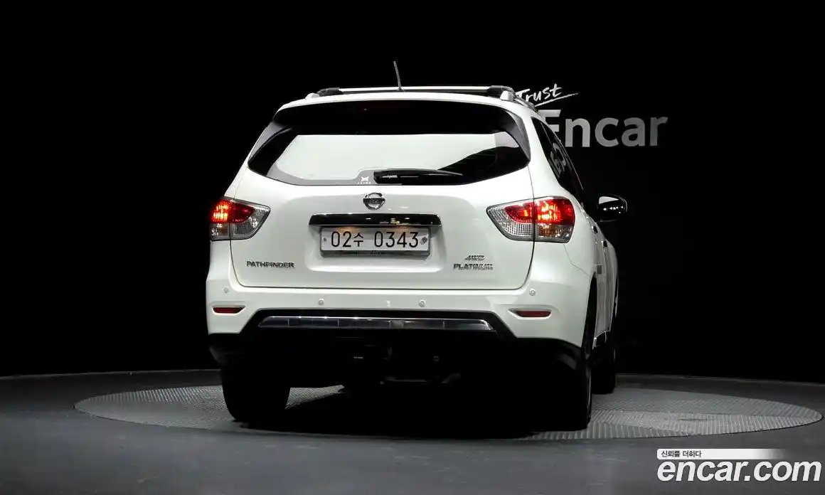 Nissan Pathfinder 2016 3.5 гидро в Москве № 863602, фото 4