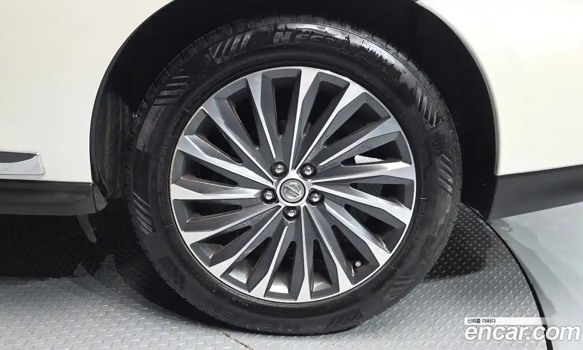 Nissan Pathfinder 2016 3.5 гидро в Москве № 863602, фото 5