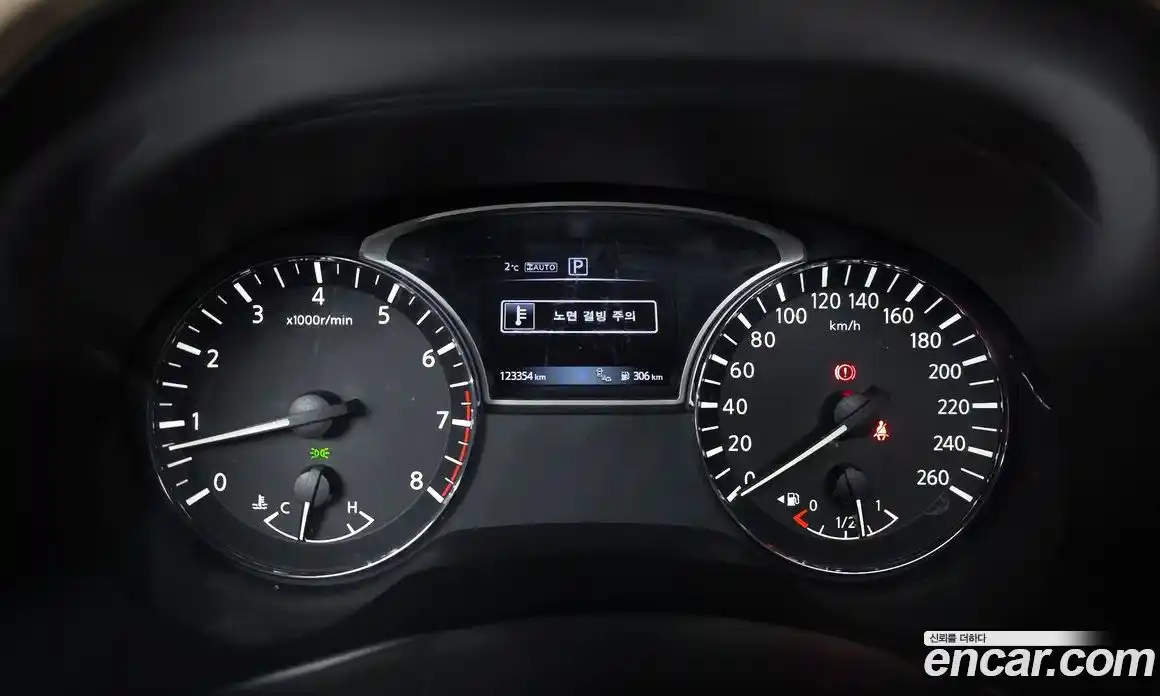 Nissan Pathfinder 2016 3.5 гидро в Москве № 863602, фото 8