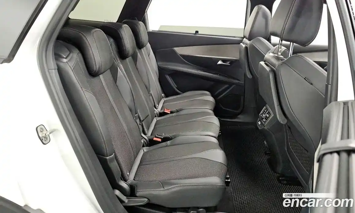 Peugeot 5008 2022 1.2 гидро в Москве № 1610328, фото 11