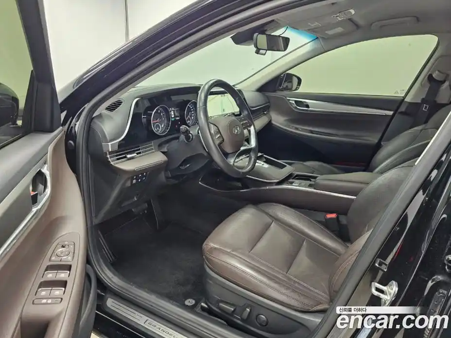 Hyundai Grandeur 2022 3.3 гидро в Москве № 1610469, фото 9
