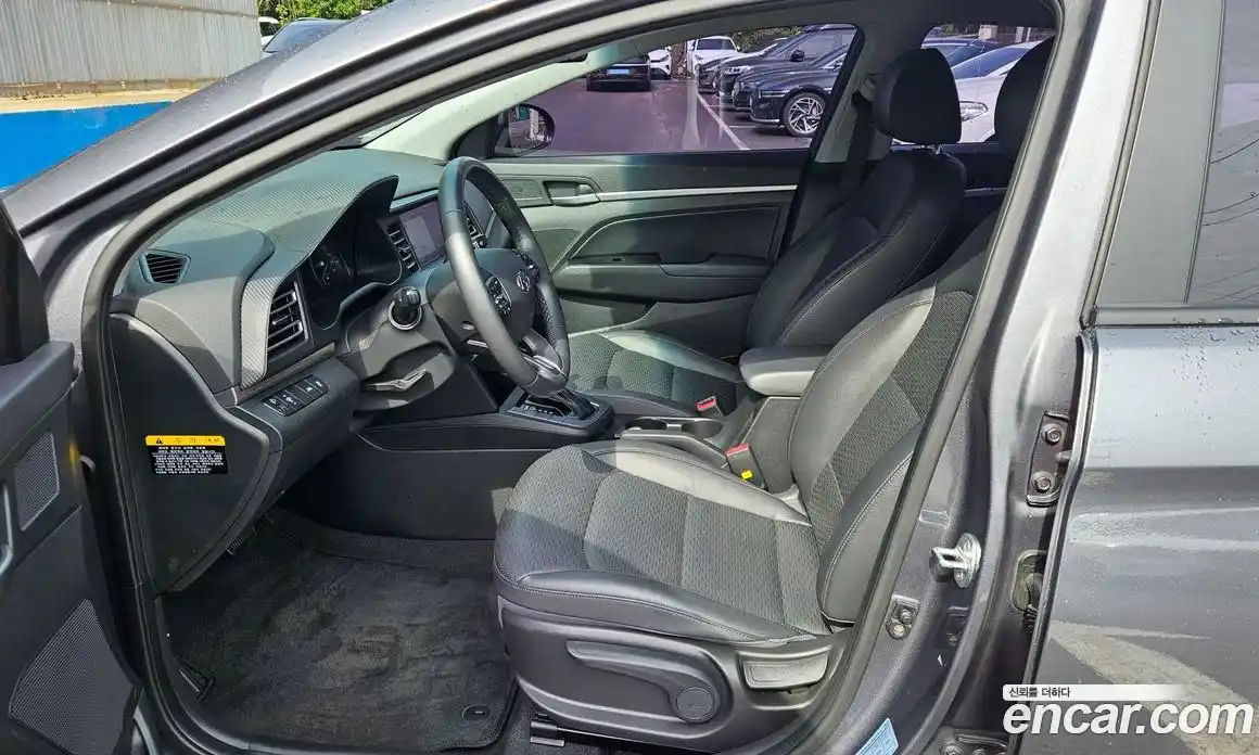 Hyundai Avante 2019 1.6 гидро в Москве № 1610656, фото 7