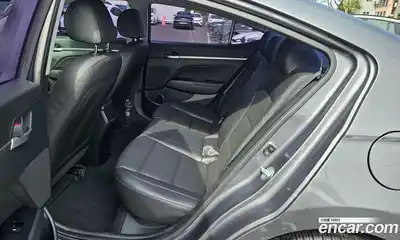 Hyundai Avante 2019 1.6 гидро в Москве № 1610656, миниатюра 8