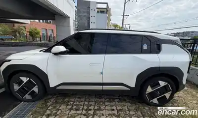 Kia EV3 2025 гидро в Москве № 1610989, миниатюра 7
