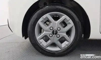 Kia Ray 2024 1.0 гидро в Москве № 1611184, миниатюра 5