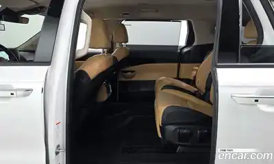 Kia Canival 2022 2.2 гидро в Москве № 1611484, миниатюра 11