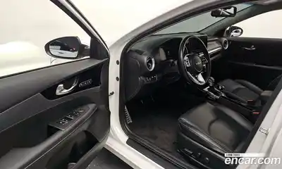 Kia K3 2022 1.6 гидро в Москве № 1611665, миниатюра 10