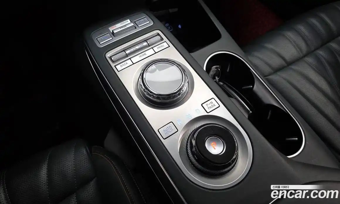 Genesis GV70 2021 2.5 гидро в Москве № 1611840, фото 9