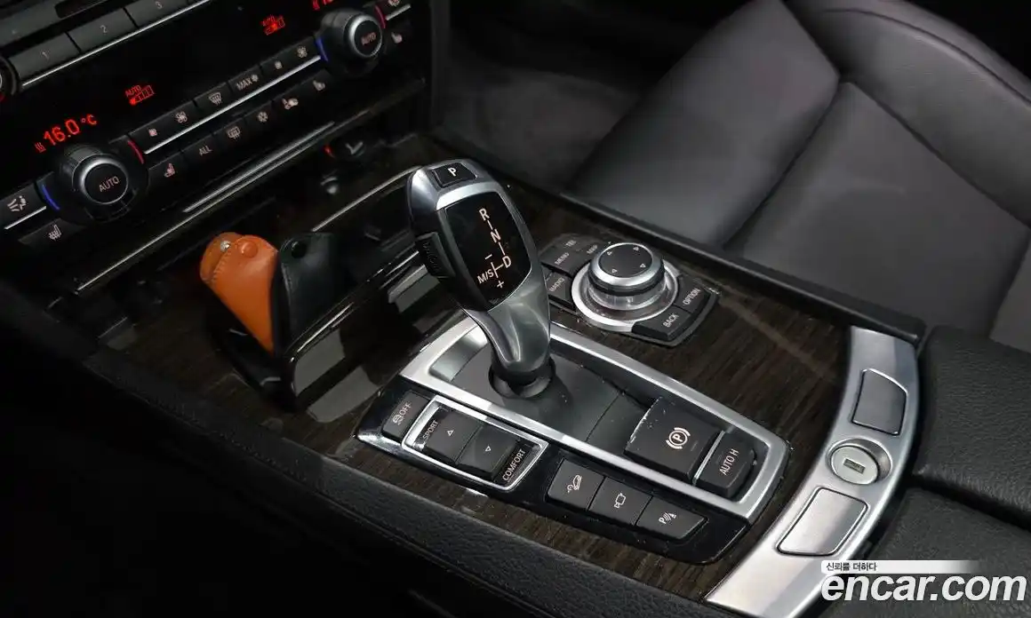 BMW 7-Series 2012 4.4 гидро в Москве № 1612033, фото 9