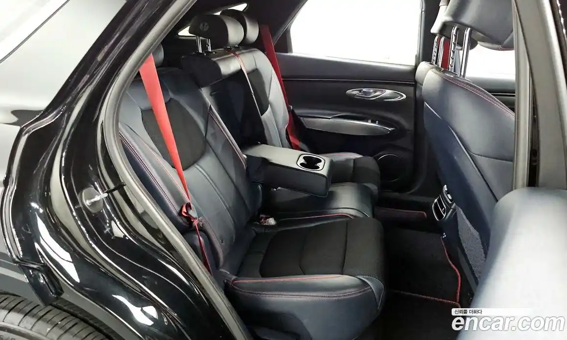 Genesis GV70 2023 2.5 гидро в Москве № 1612176, фото 11