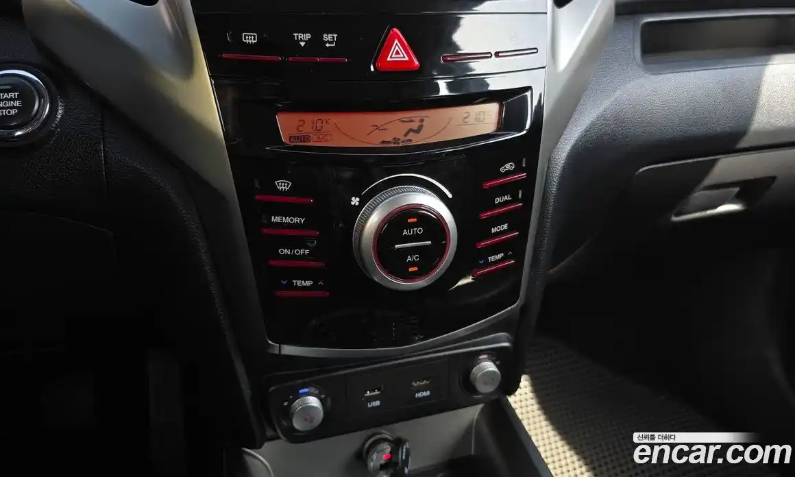 SsangYong TIBOLI 2016 1.6 гидро в Москве № 1613208, фото 16