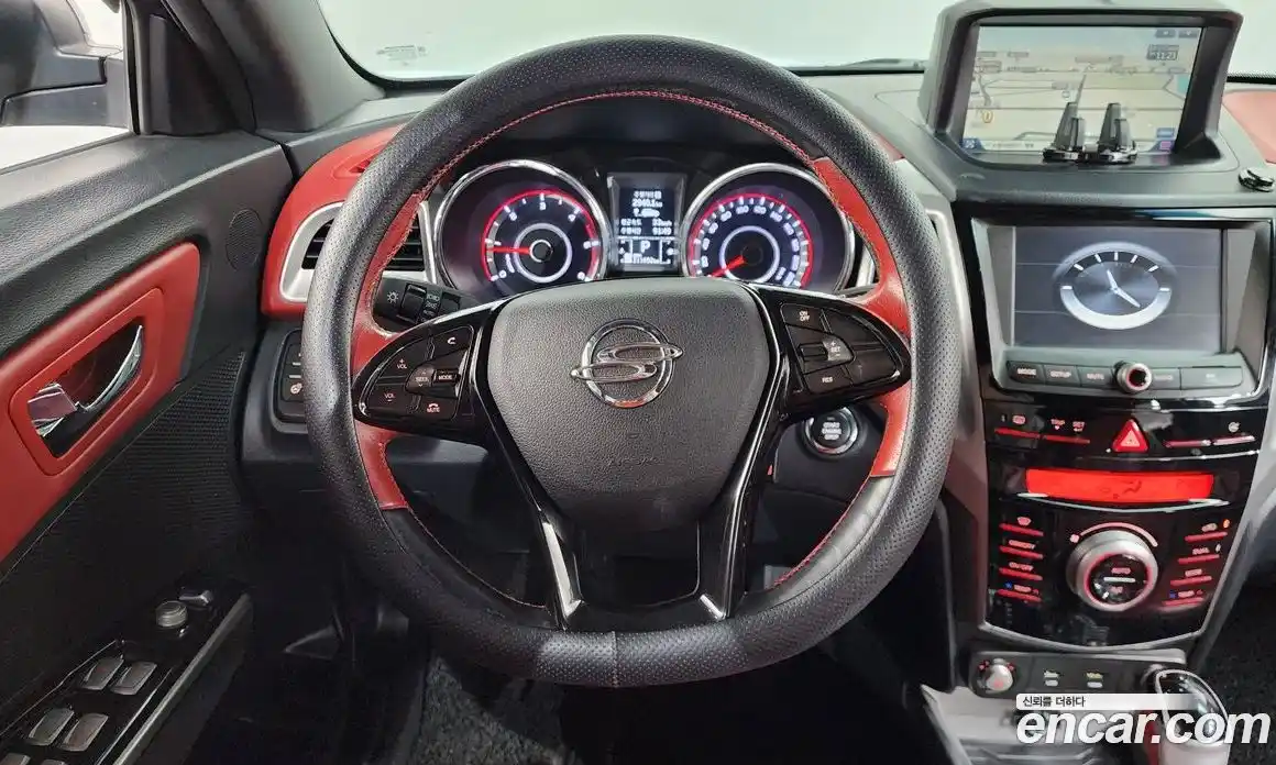 SsangYong TIBOLI 2015 1.6 гидро в Москве № 1613371, фото 12