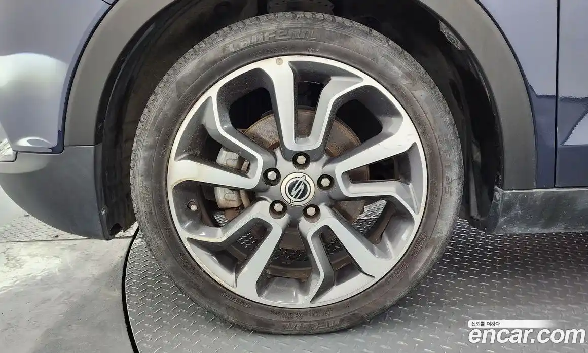 SsangYong TIBOLI 2015 1.6 гидро в Москве № 1613371, фото 5