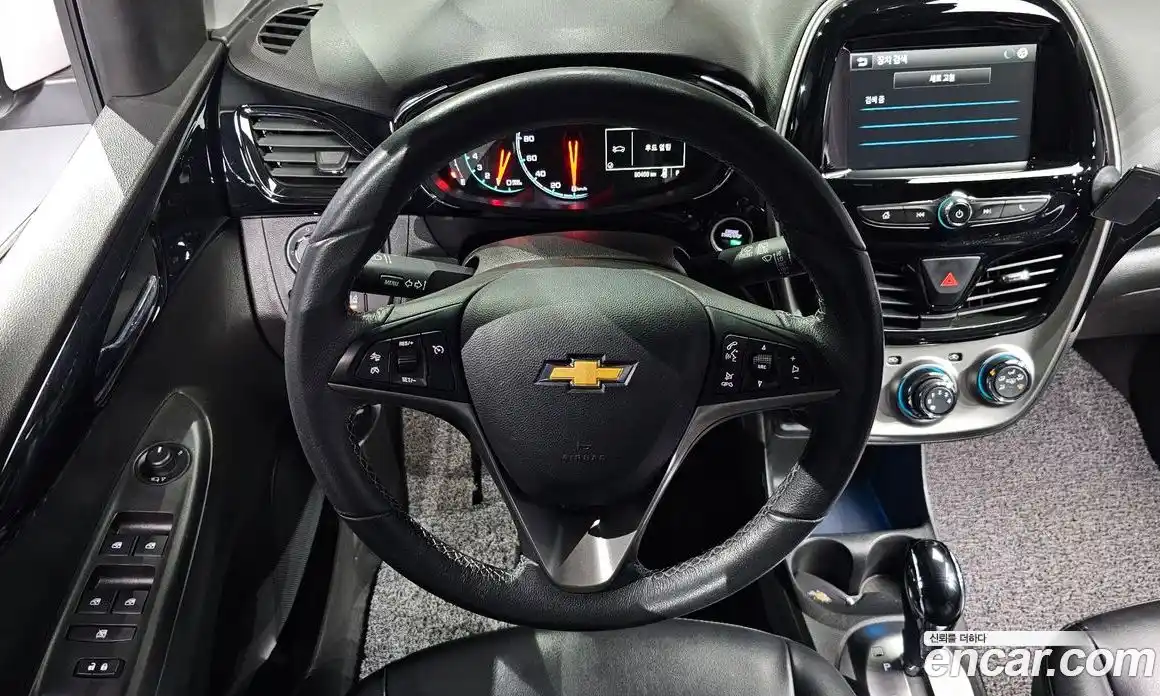 Chevrolet Spark 2016 1.0 гидро в Москве, фото 13
