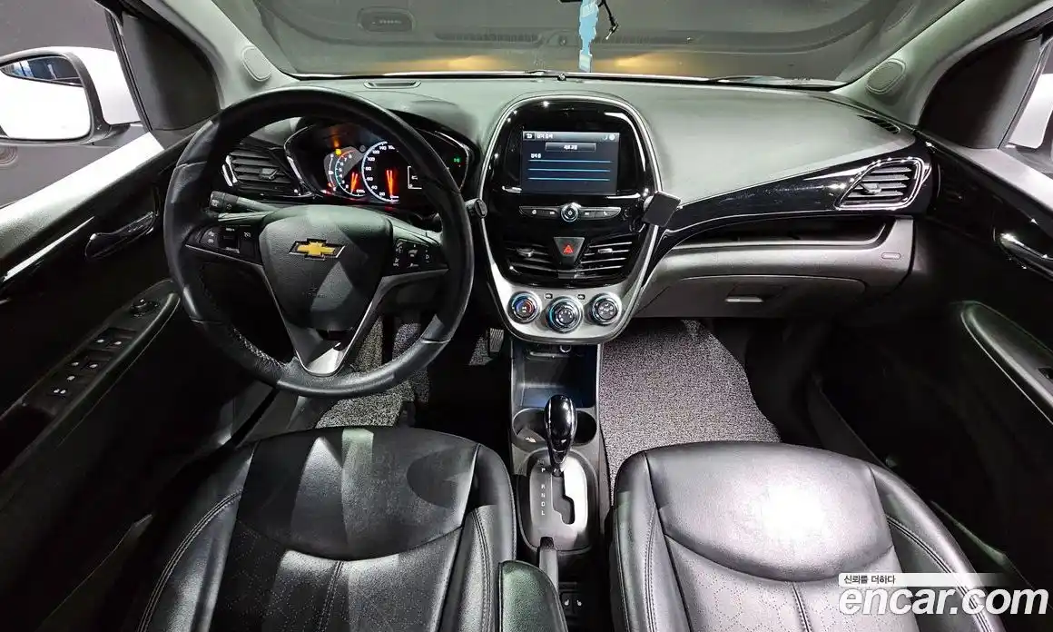 Chevrolet Spark 2016 1.0 гидро в Москве, фото 7