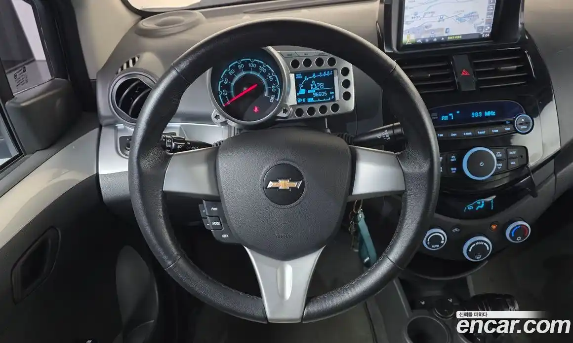 Chevrolet Spark 2012 1.0 гидро в Москве № 1614338, фото 16