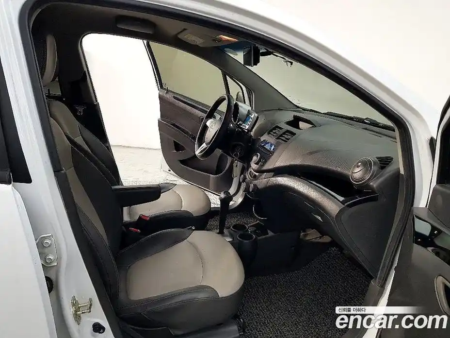 Chevrolet Spark 2012 1.0 гидро в Москве № 1614356, фото 17