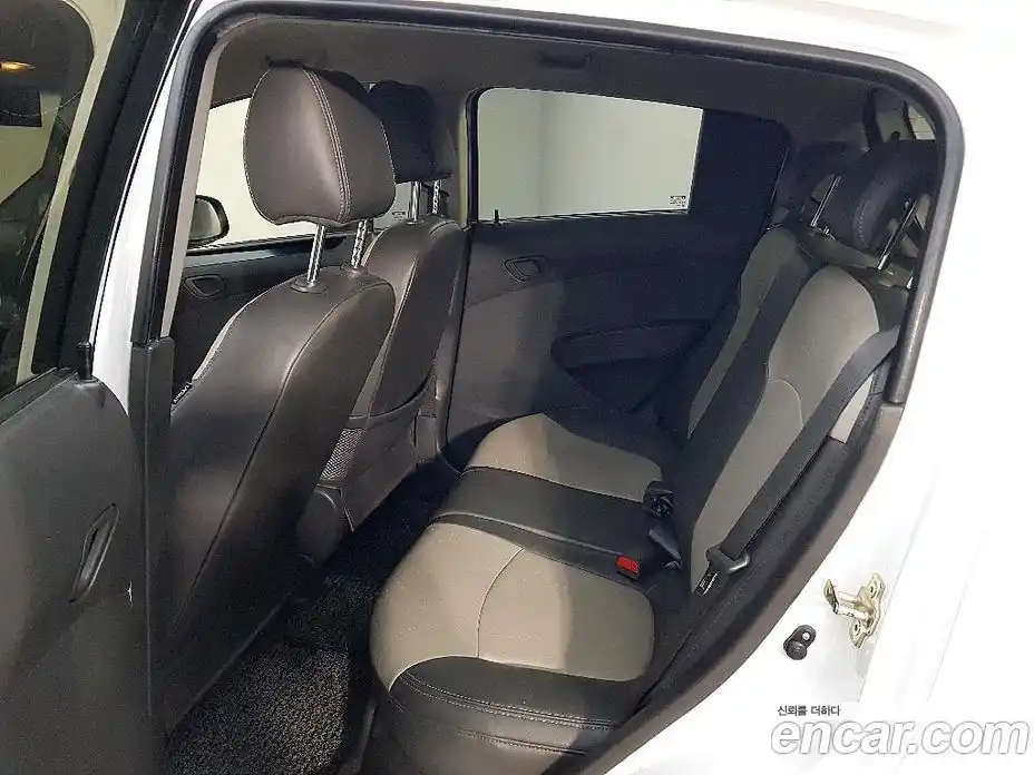 Chevrolet Spark 2012 1.0 гидро в Москве № 1614356, фото 8