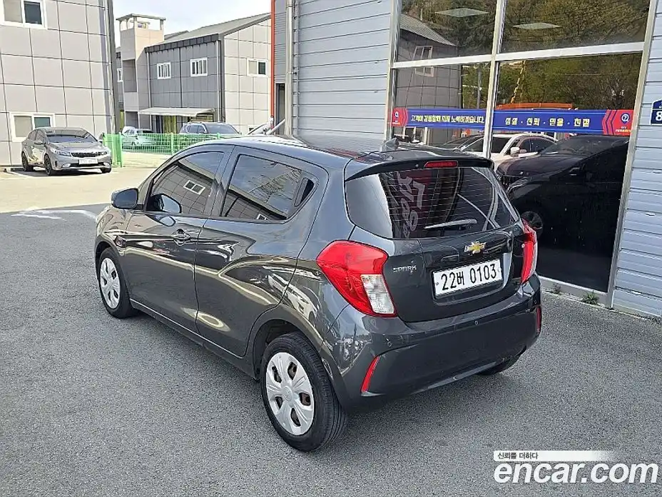 Chevrolet Spark 2016 1.0 робот в Москве, фото 6