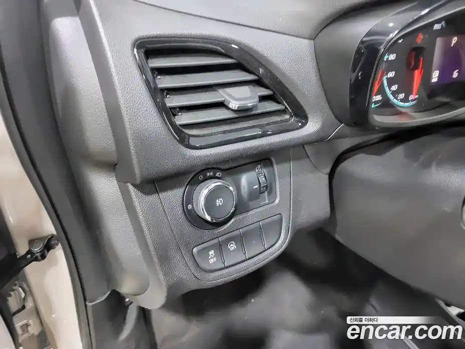 Chevrolet Spark 2016 1.0 гидро в Москве, фото 16