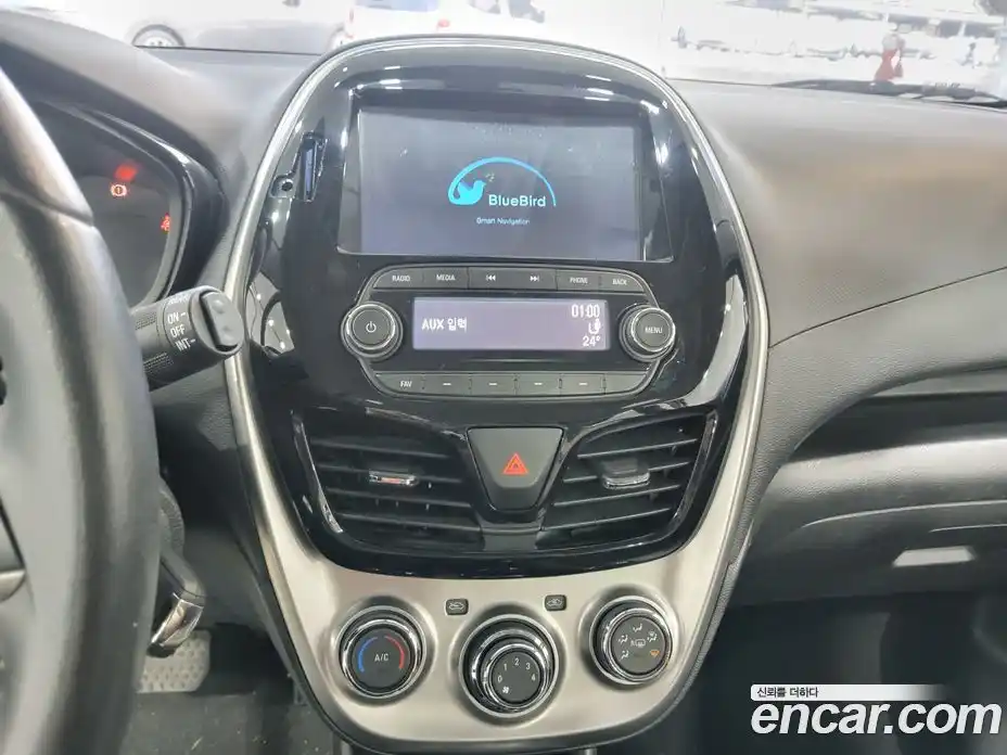 Chevrolet Spark 2016 1.0 гидро в Москве, фото 17