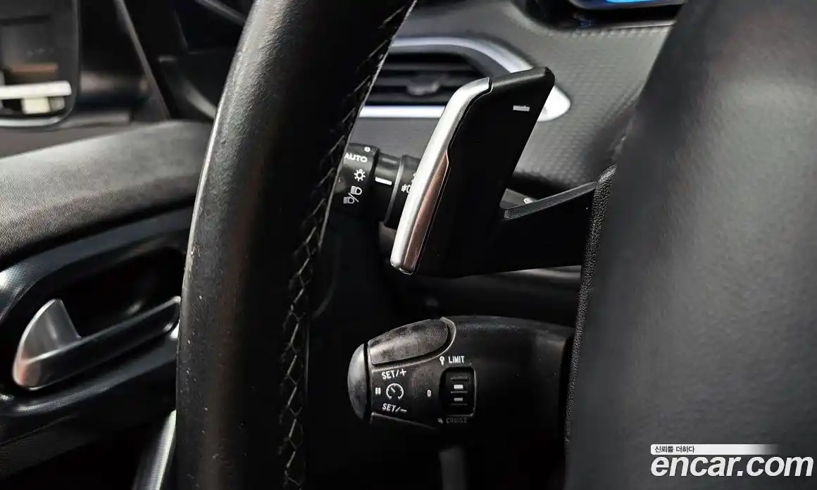 Peugeot 2008 2017 1.6 гидро в Москве № 1615093, фото 18