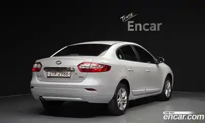 Renault SM3 2018 1.6 гидро в Москве № 1615156, миниатюра 2