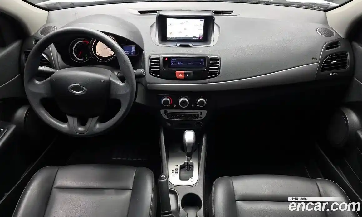 Renault SM3 2018 1.6 гидро в Москве № 1615156, фото 7