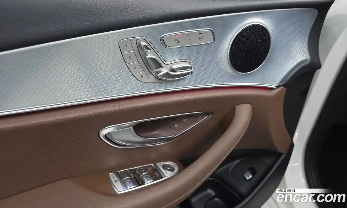 Mercedes-Benz E-Class 2020 2.0 гидро в Москве, фото 17