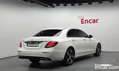 Mercedes-Benz E-Class 2020 2.0 гидро в Москве, миниатюра 2