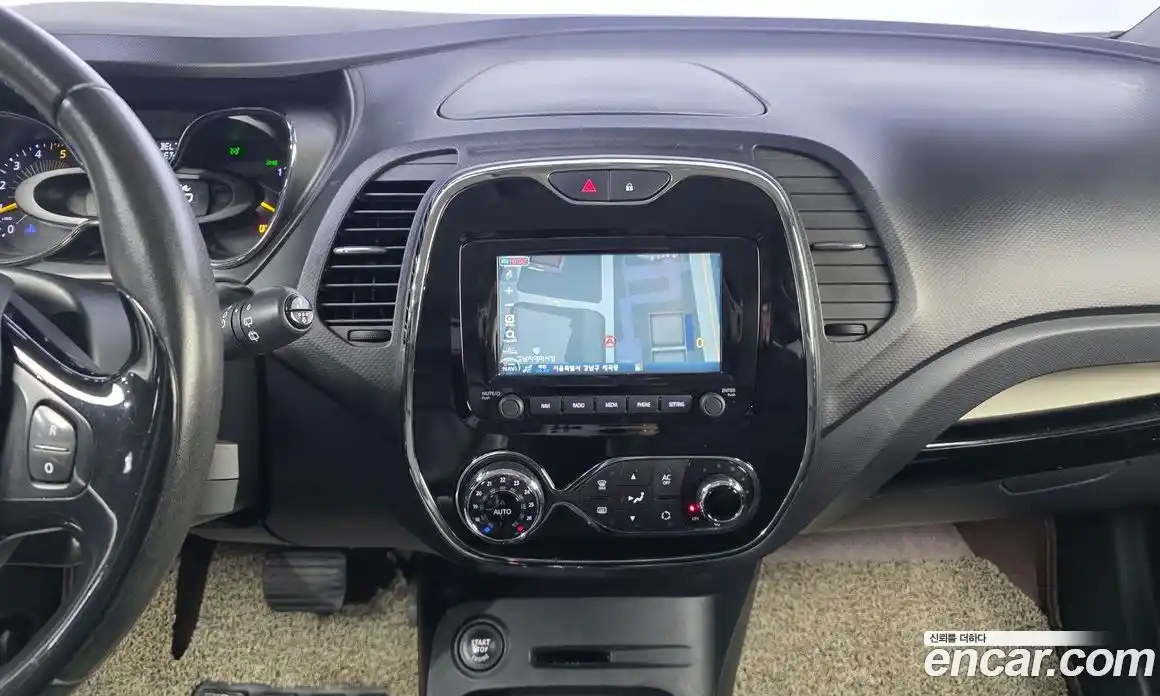 Renault QM3 2015 1.5 гидро в Москве № 1615767, фото 14
