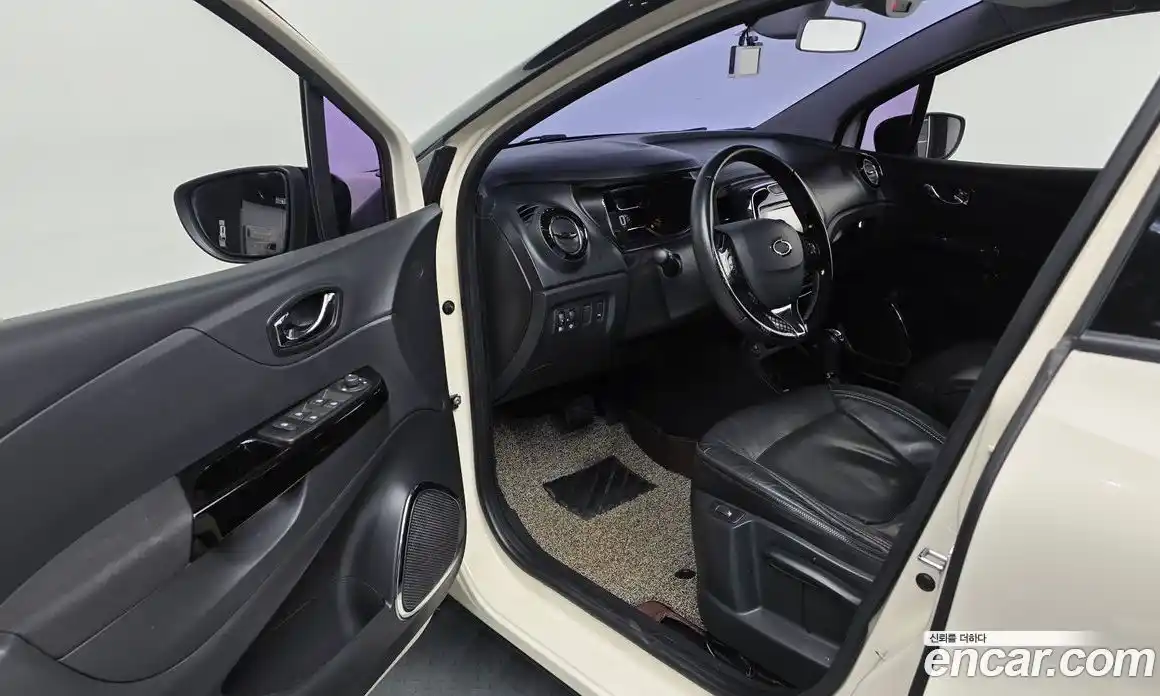 Renault QM3 2015 1.5 гидро в Москве № 1615767, фото 10