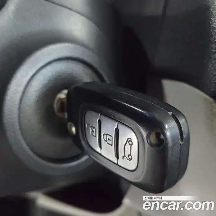 Renault SM3 2010 1.6 гидро в Москве № 1616002, фото 19
