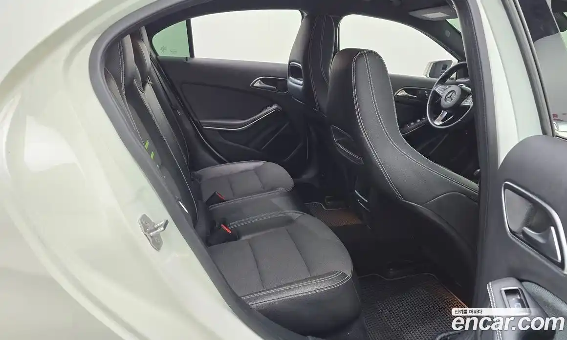 Mercedes-Benz A-Class 2018 1.6 гидро в Москве № 1617291, фото 11