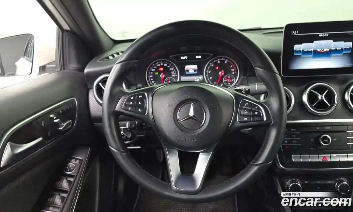 Mercedes-Benz A-Class 2018 1.6 гидро в Москве № 1617291, фото 13