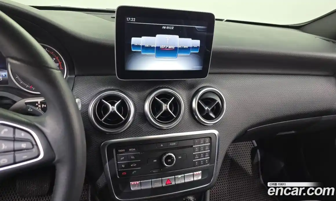 Mercedes-Benz A-Class 2018 1.6 гидро в Москве № 1617291, фото 14