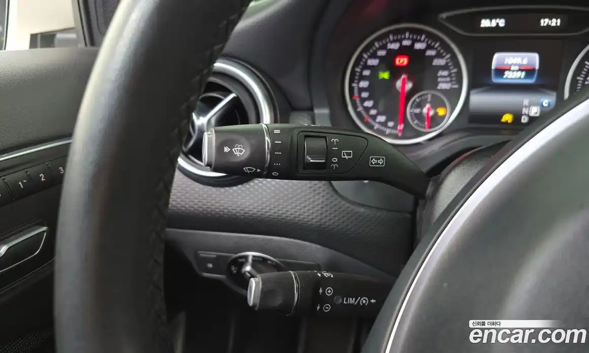 Mercedes-Benz A-Class 2018 1.6 гидро в Москве № 1617291, фото 18