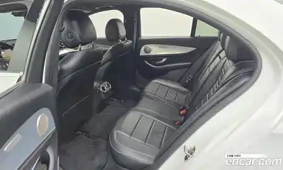 Mercedes-Benz E-Class 2019 2.0 гидро в Москве № 1617326, миниатюра 11