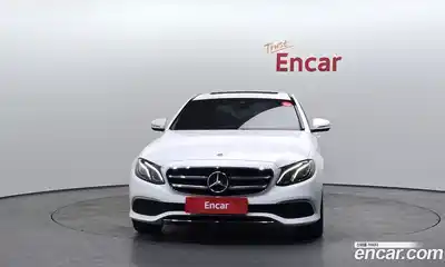 Mercedes-Benz E-Class 2019 2.0 гидро в Москве № 1617326, миниатюра 3
