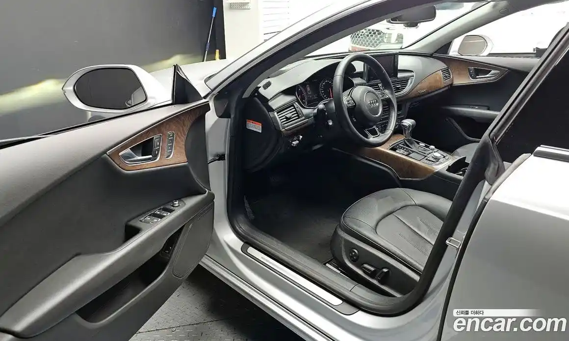 Audi A7 2012 3.0 гидро в Москве № 1618011, фото 10