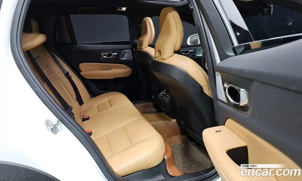 Volvo V60 2019 2.0 гидро в Москве № 1618753, фото 12