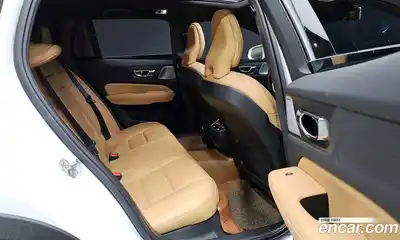Volvo V60 2019 2.0 гидро в Москве № 1618753, миниатюра 12