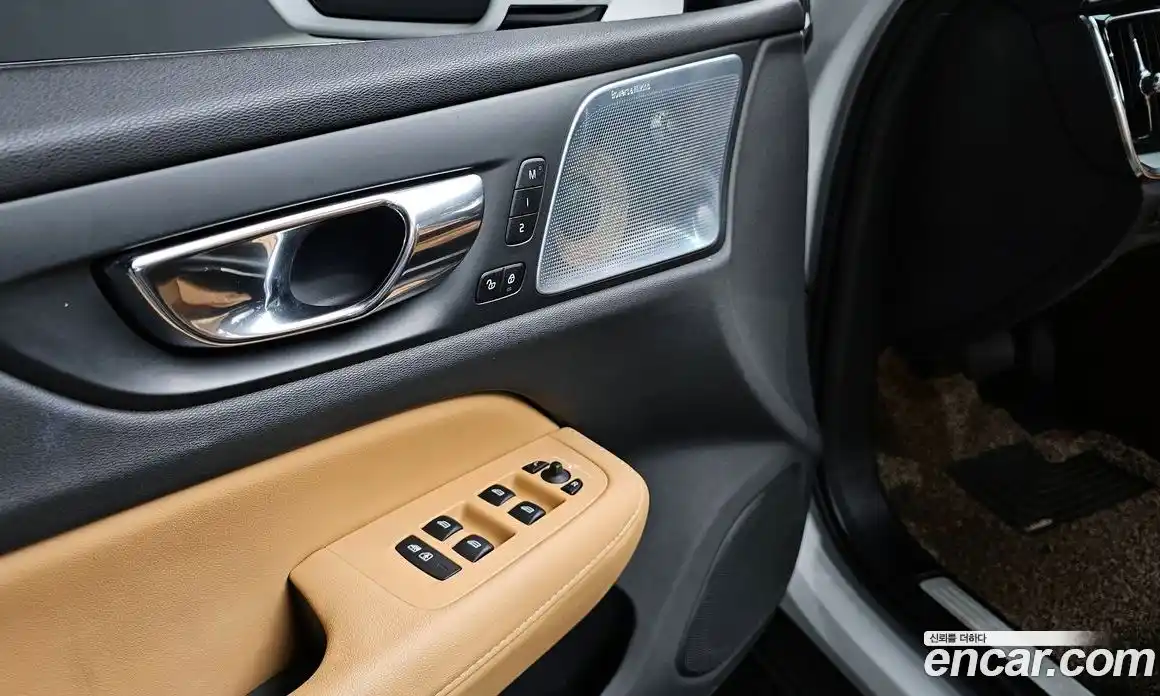 Volvo V60 2019 2.0 гидро в Москве № 1618753, фото 13