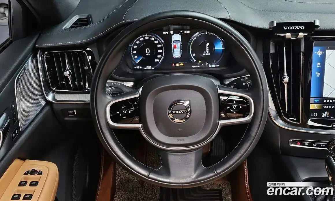 Volvo V60 2019 2.0 гидро в Москве № 1618753, фото 15