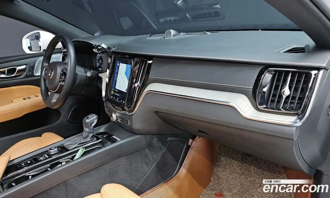Volvo V60 2019 2.0 гидро в Москве № 1618753, фото 20