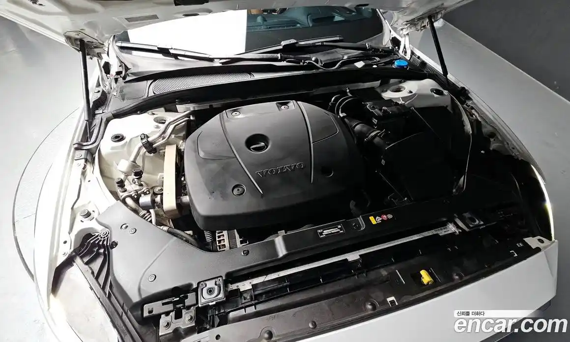 Volvo V60 2019 2.0 гидро в Москве № 1618753, фото 6