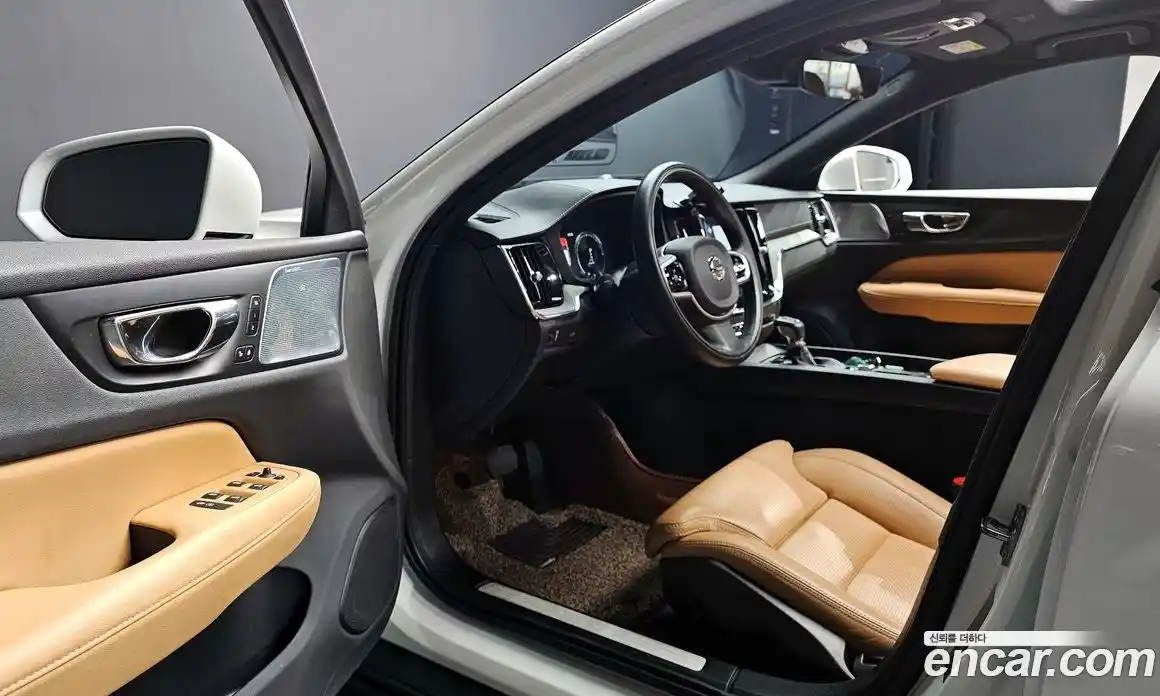 Volvo V60 2019 2.0 гидро в Москве № 1618753, фото 10