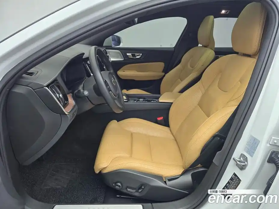 Volvo V60 2021 2.0 гидро в Москве № 1618850, фото 10