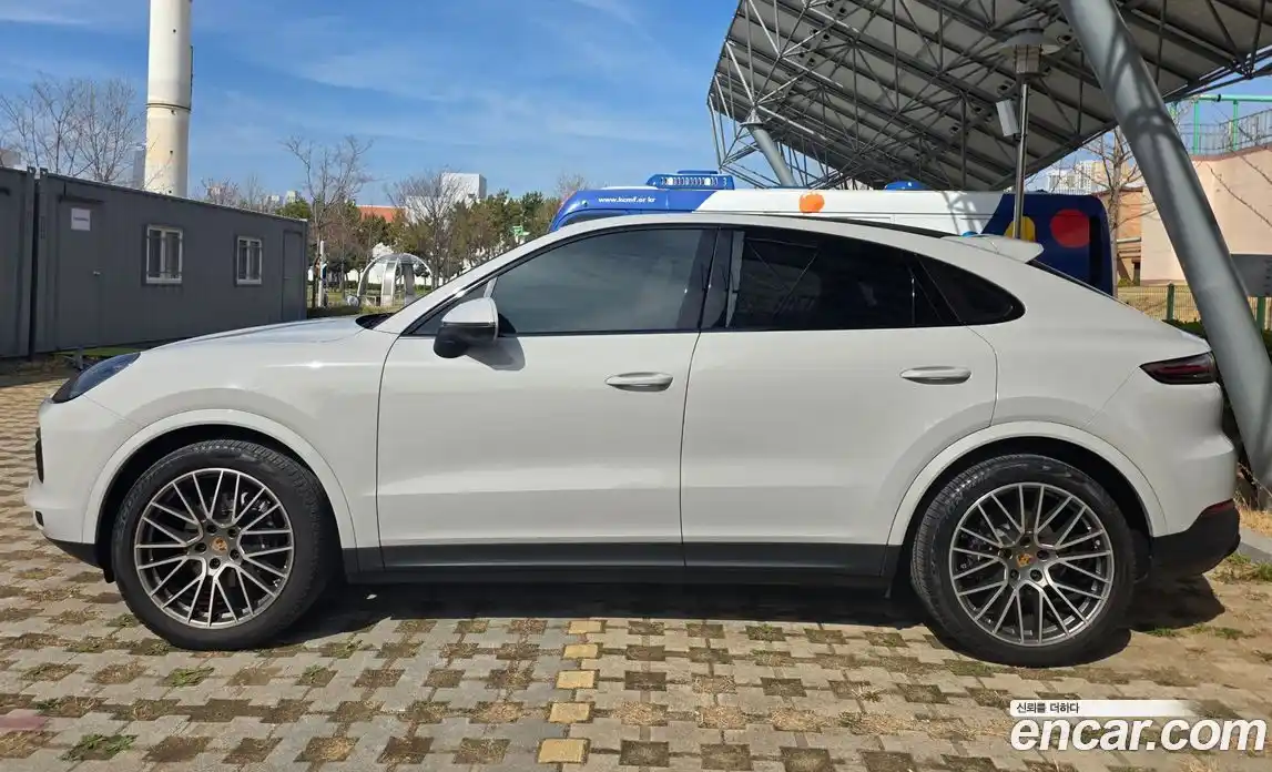 Porsche Cayenne 2023 3.0 гидро в Москве № 1618993, фото 6