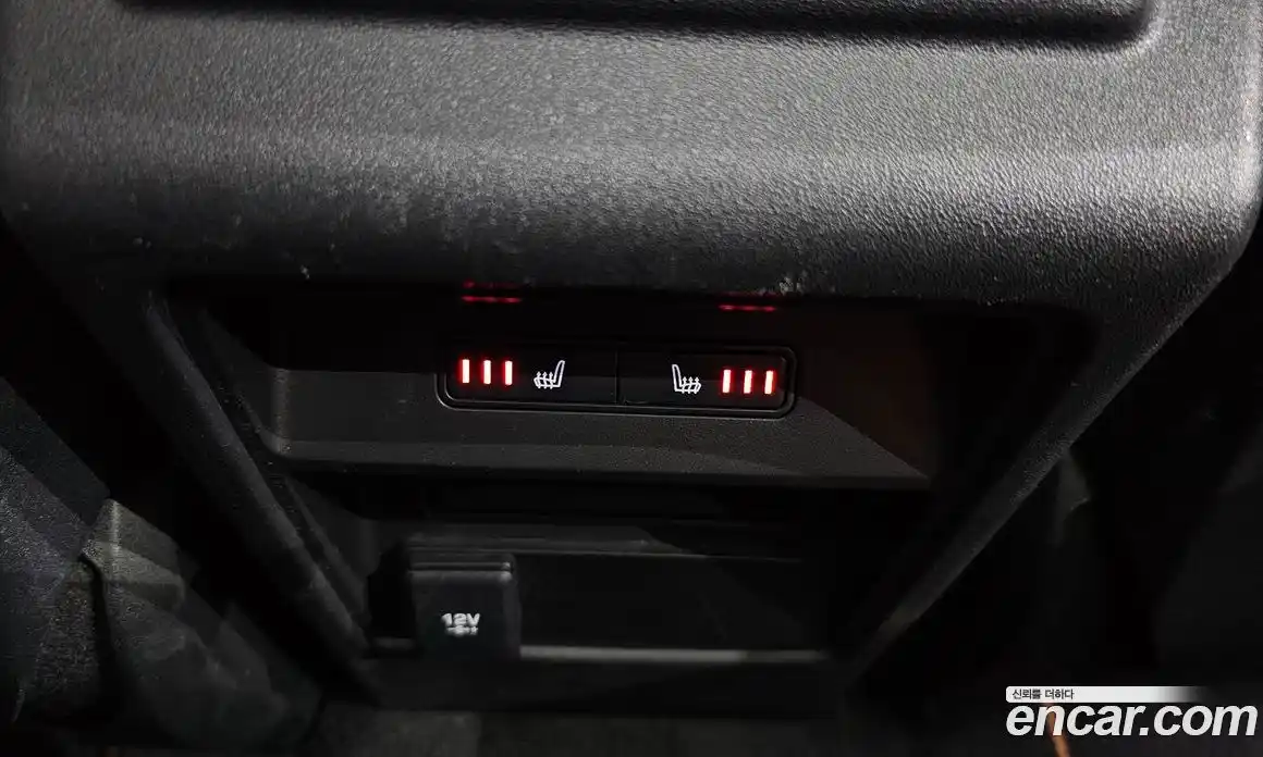 Land Rover Discovery Sport 2018 2.0 гидро в Москве № 1619609, фото 18